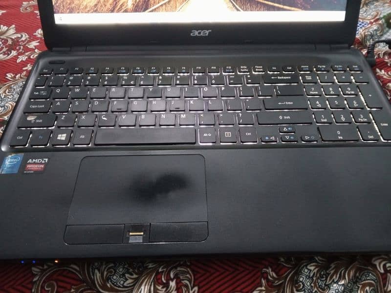 Acer Core i5 4th Gen, 8 / 320 AMD Graphics card urgent sale 1