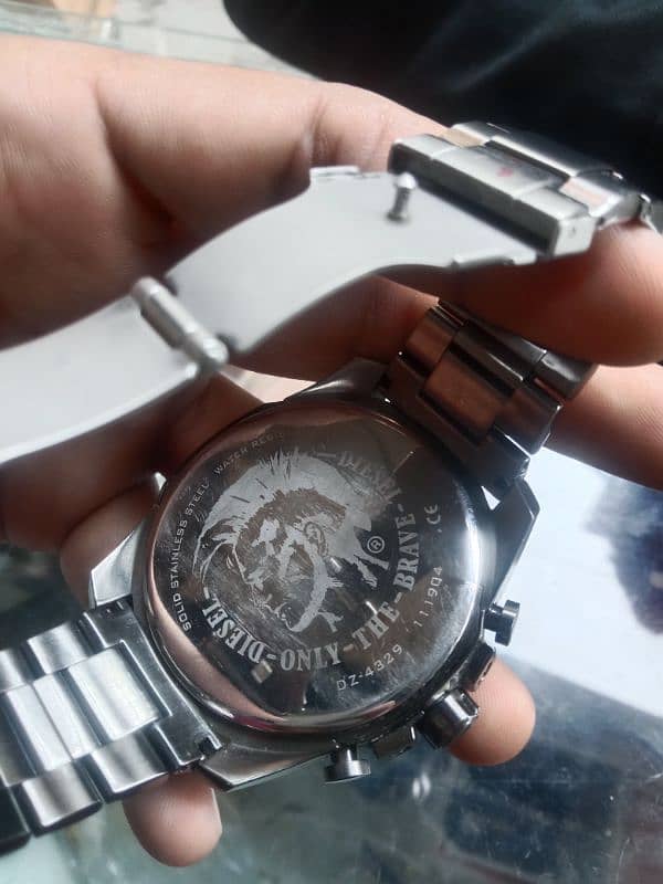 diesel orignal watch agent sale serious buyyer contact 1