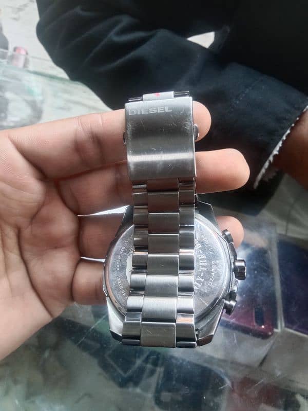 diesel orignal watch agent sale serious buyyer contact 3