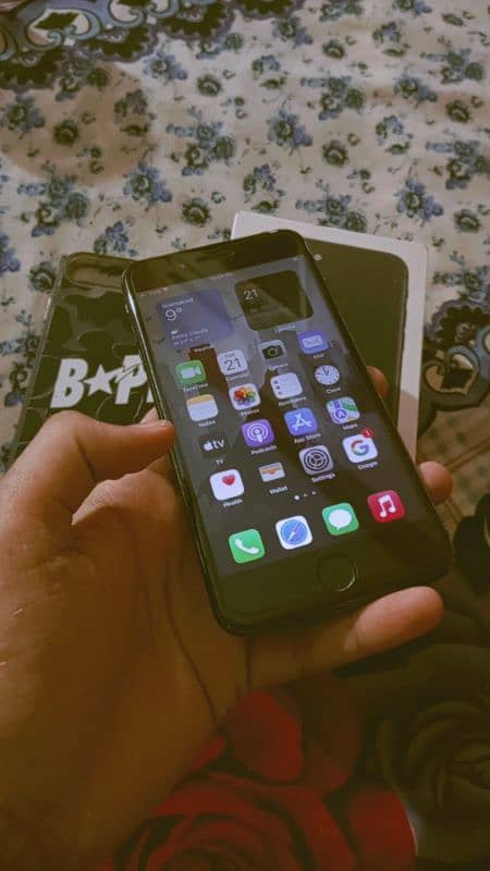 iPhone 7 in Great Condition – PTA Approved 3