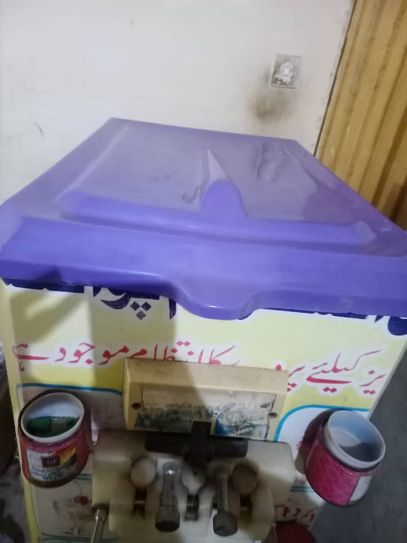 con ice cream machine for sale 0