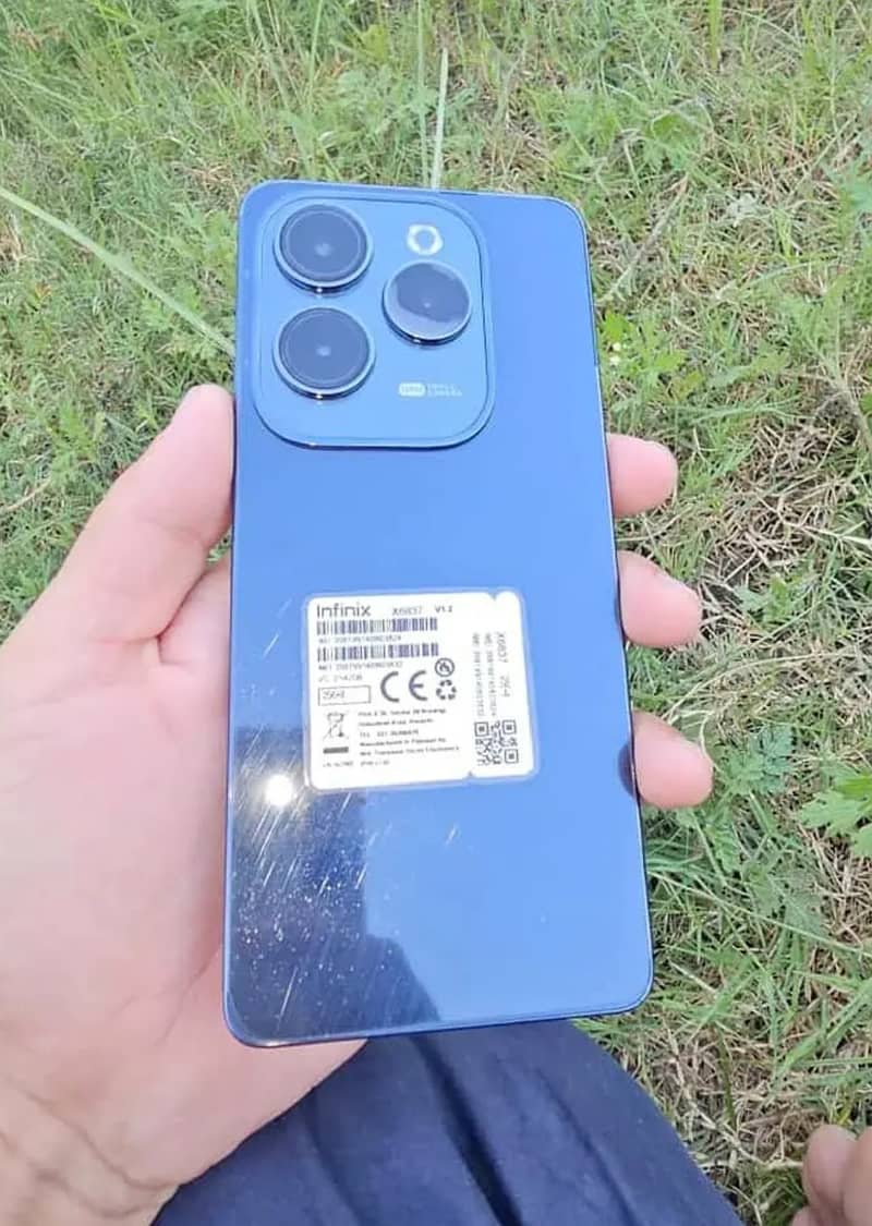 Infinix Hot 40 Pro 1