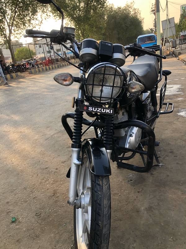 Suzuki gs 150 V. Good Condition 2