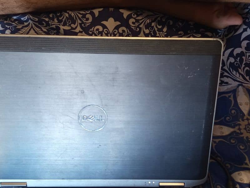 Dell latitude e6330 2