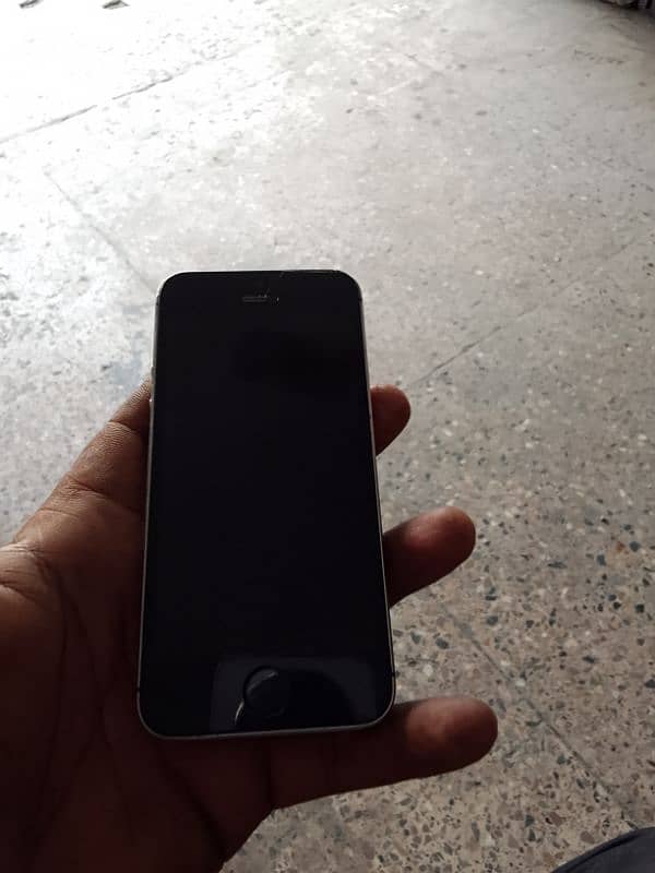 iphone 5s PTA approved 16 gb 03067045818 1