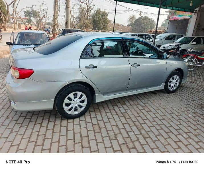 Toyota Corolla GLI 2013 3