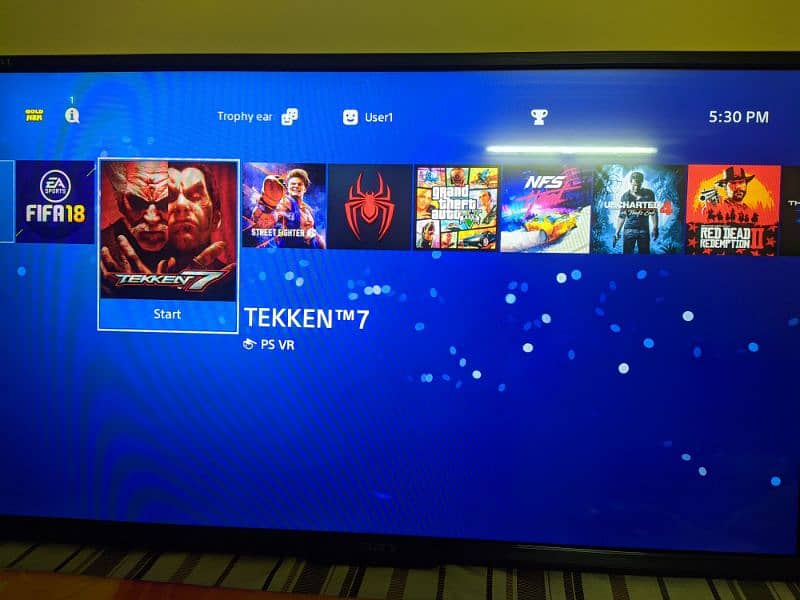 Playstation 4 PS4 jailbreak with 2 controllers 4