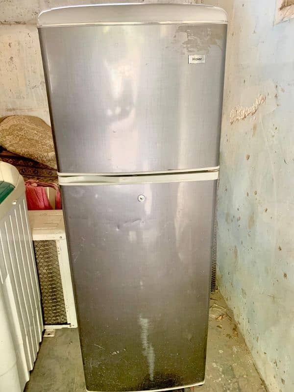 haier fridge available gas nahi ha Baki ok ha 0