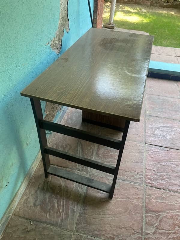 Study Table in good condition 2