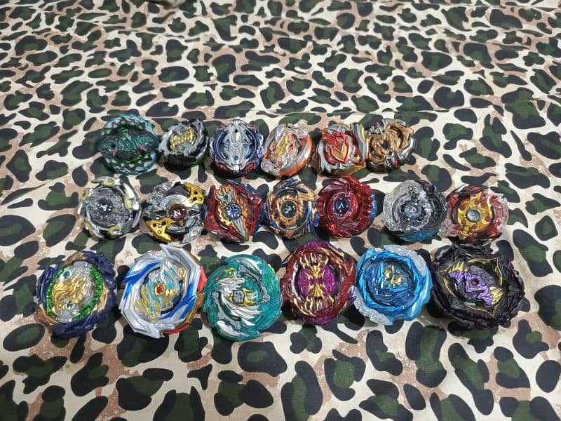 BEYBLADE BURST TAKARA TOMY ORIGINAL 0