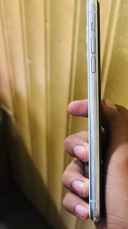 iphone 11 pro max Dual Physical Approved 256Gb 4