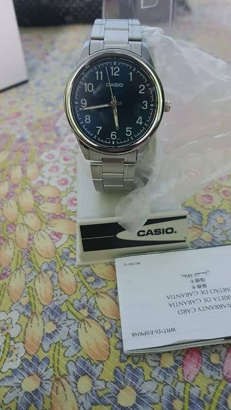 casio   mtp-v005d-2b4 1