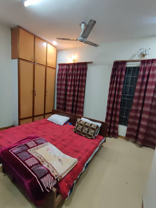 Furnished Room for job holders bachelors one or two in model town link road 0