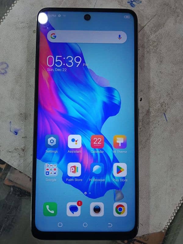 Tecno Camon 18t. 7GB, 128 GB. 48 Back, 48 Front Camera 2