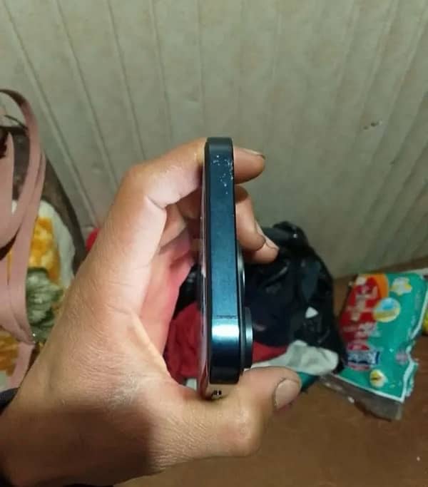 iPhone XR converter 15 pro max 128 gp hai 3