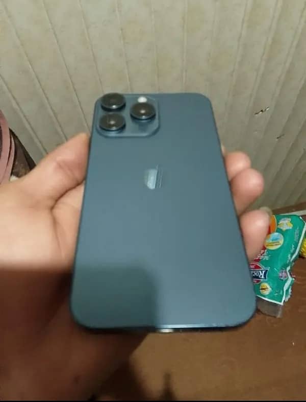 iPhone XR converter 15 pro max 128 gp hai 8