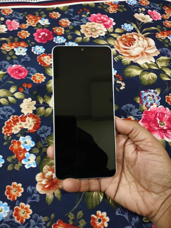 Samsung Galaxy A06 4gb 64gb Non PTA Sim Working (Read Ad) 1