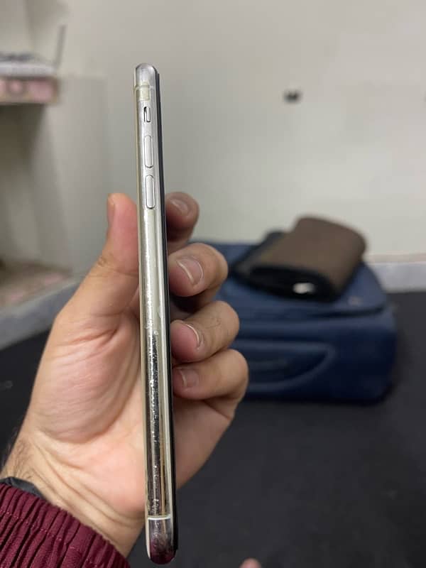 Iphone 11 Pro Max PTA approved with Single Line panel 1