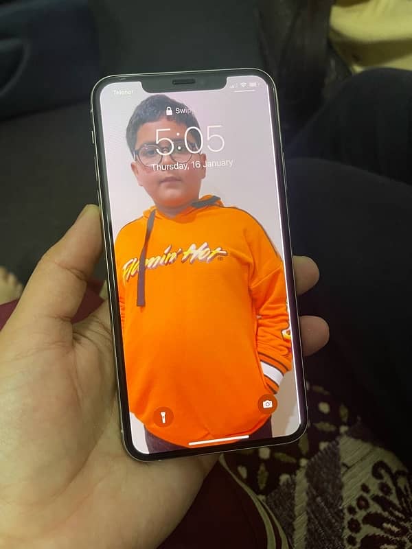 Iphone 11 Pro Max PTA approved with Single Line panel 5