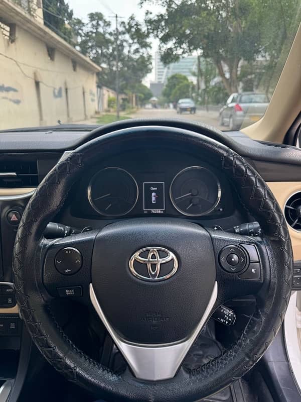 Toyota Altis Grande 2018 1