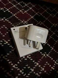 apple original marcantile charger original mene new liya tha