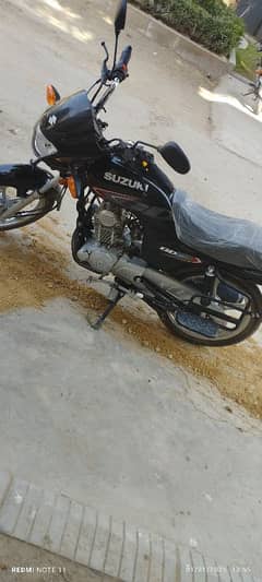 only 2100km Chali hai model 2025