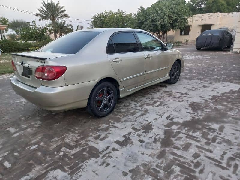 Toyota Corolla Altis 2005 3