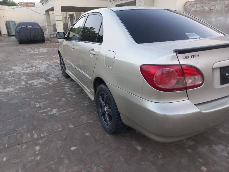 Toyota Corolla Altis 2005 10