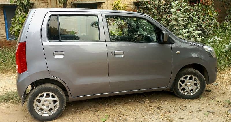 Suzuki Wagon R 2019 4