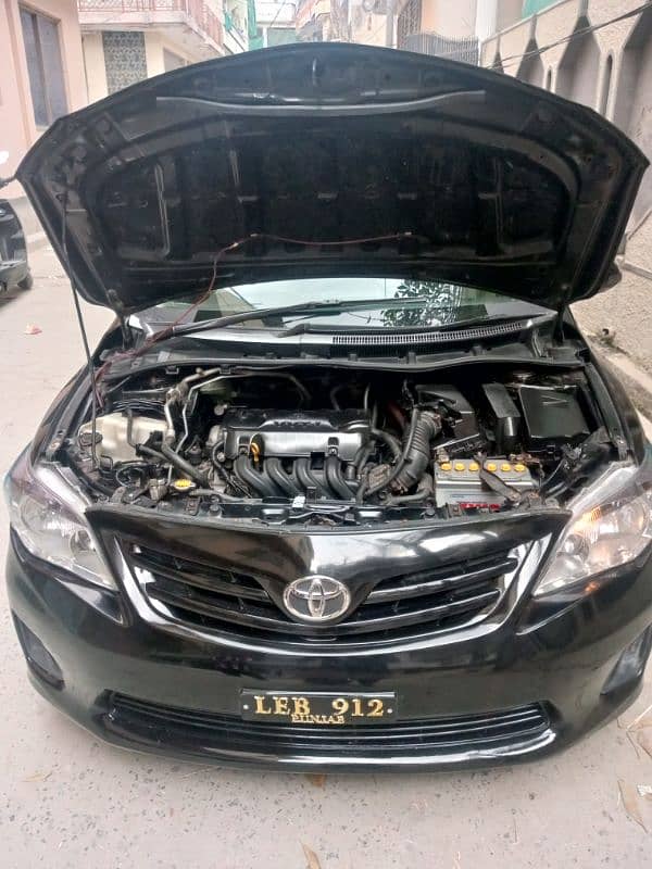 Toyota Corolla GLI 2009,non Accidental,roof and trunk genuine 13