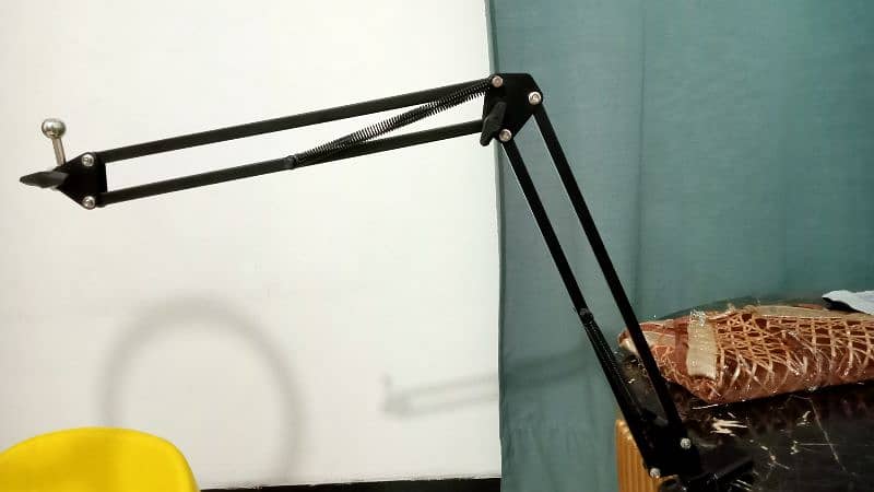 Multipurpose Mic/Camera/Mobile Stand 4