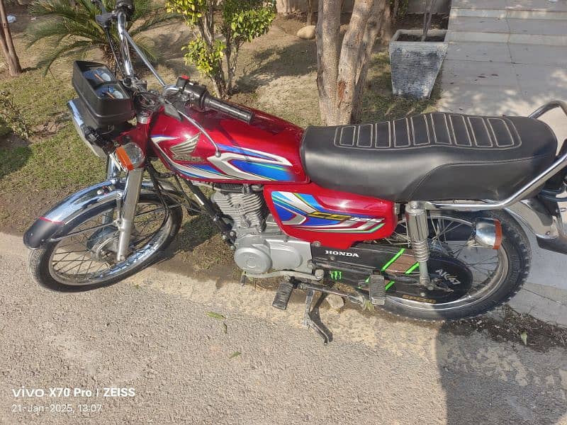 Honda CG 125 Red 2022 0