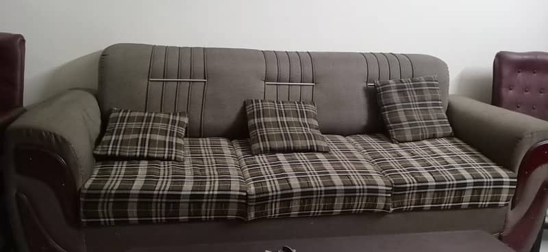 5 Seater - Sofa Set 0