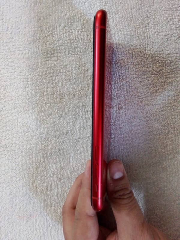 iphone xr complete saman 128 gb 3