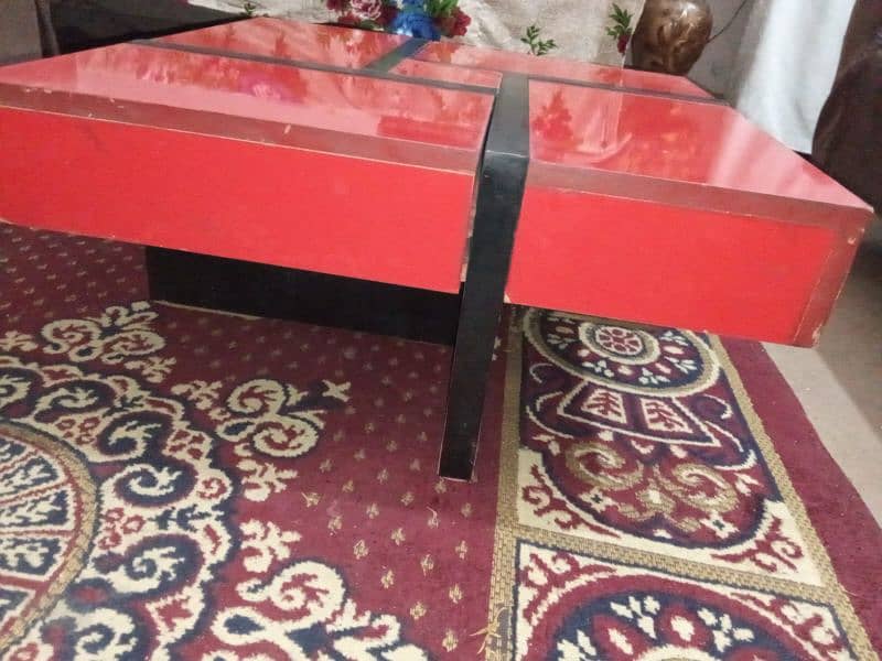 Decorative Center Table Available for sale 8