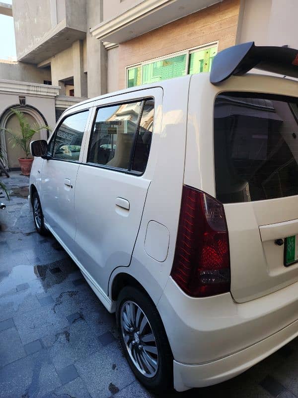 Suzuki Wagon R 2014 8