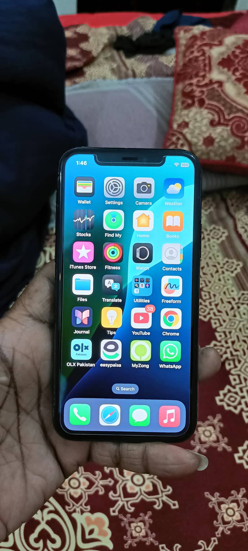 I phone 11 pro 256 GB pta aproved 0