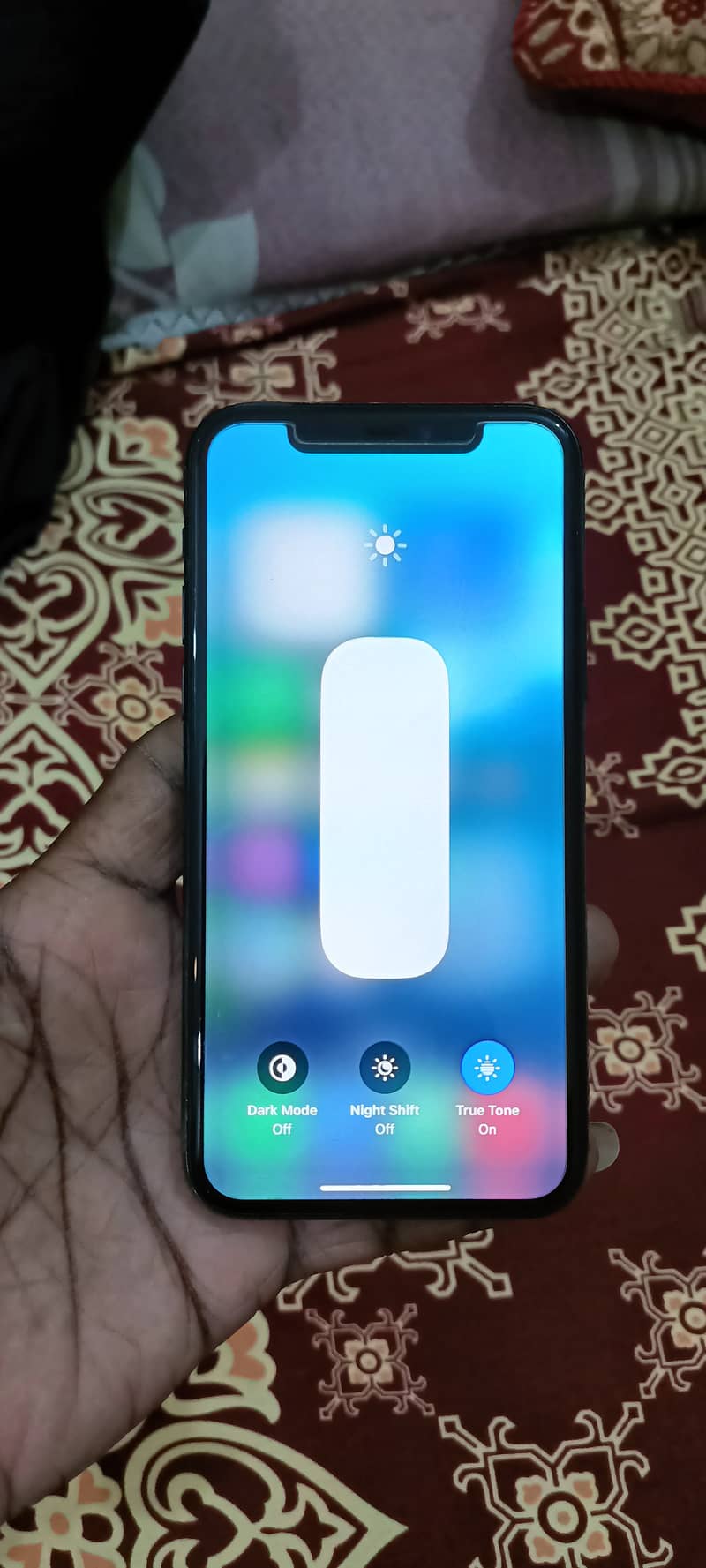 I phone 11 pro 256 GB pta aproved 4