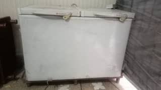 Deep freezer