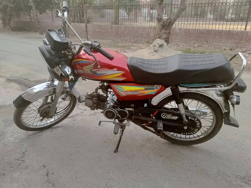 united 70cc Model 17 0