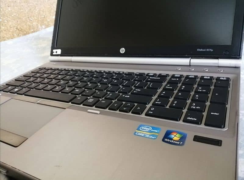 HP 8570p i5 3rd Gen 1