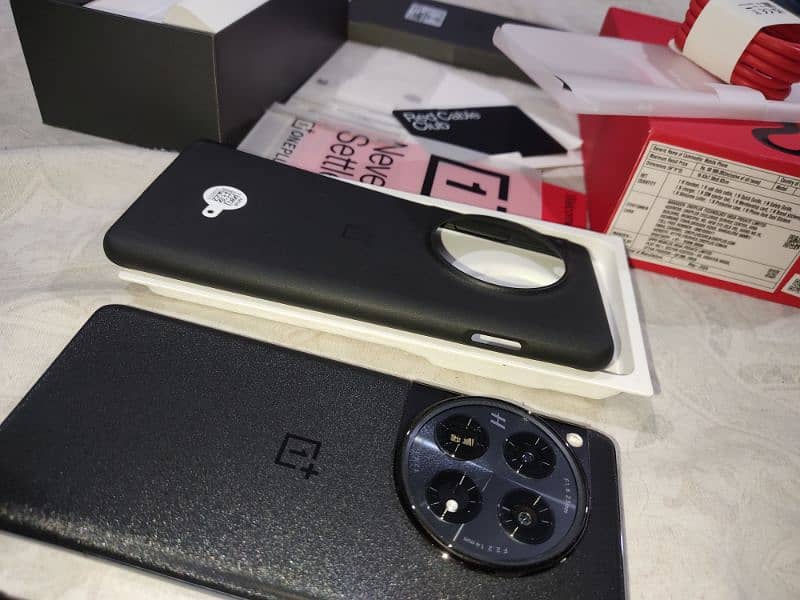 oneplus 12 16/512 gb full box official pta 3