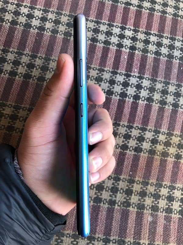 Hot 10 4GB 64GB blue colour PTA approved 2