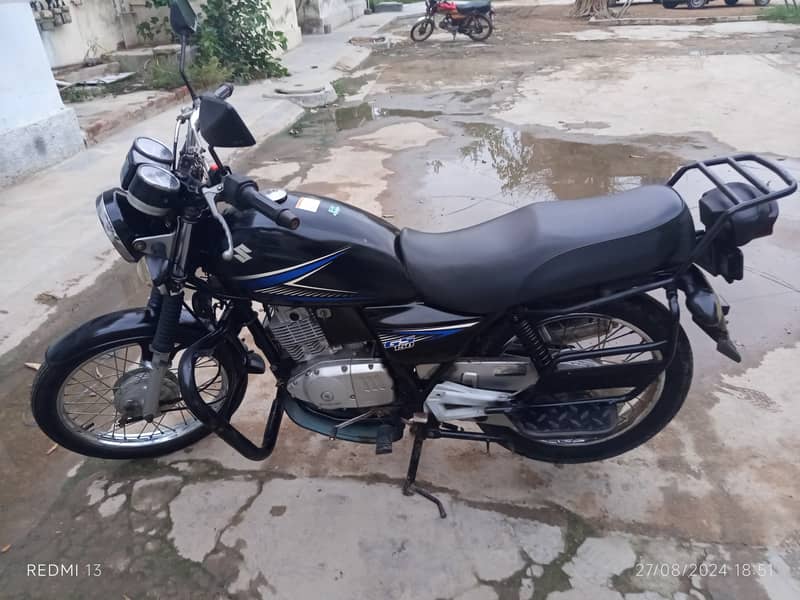 Suzuki GS 150 2019 3