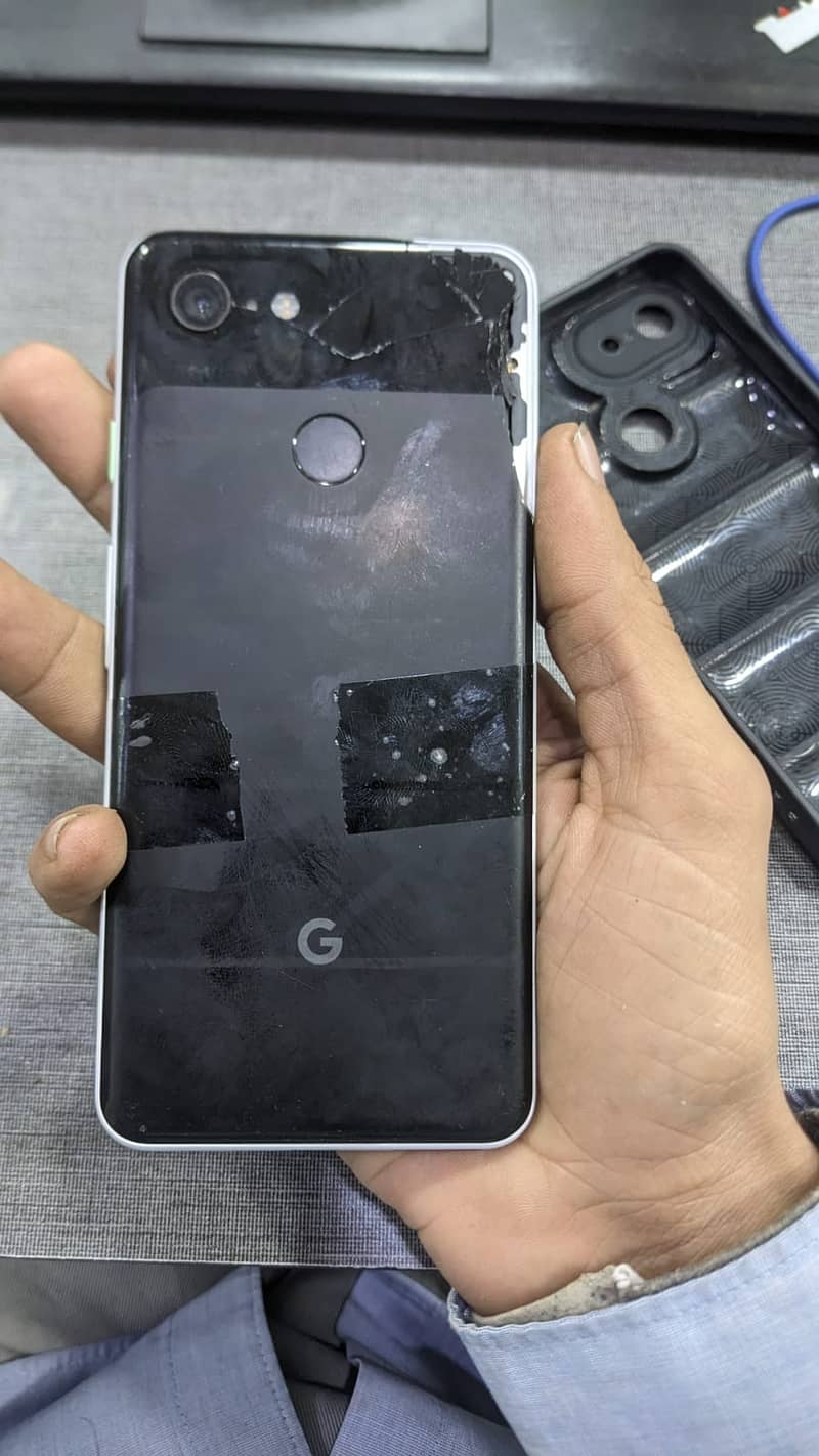 Google Pixel 3 OEM locked Non Pta 4/64 7