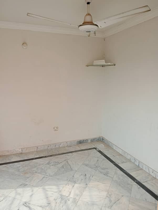 4marla 2beds tv lounge kitchen attached baths neat clean upper portion portion for rent in G 13 2 islamabad 2