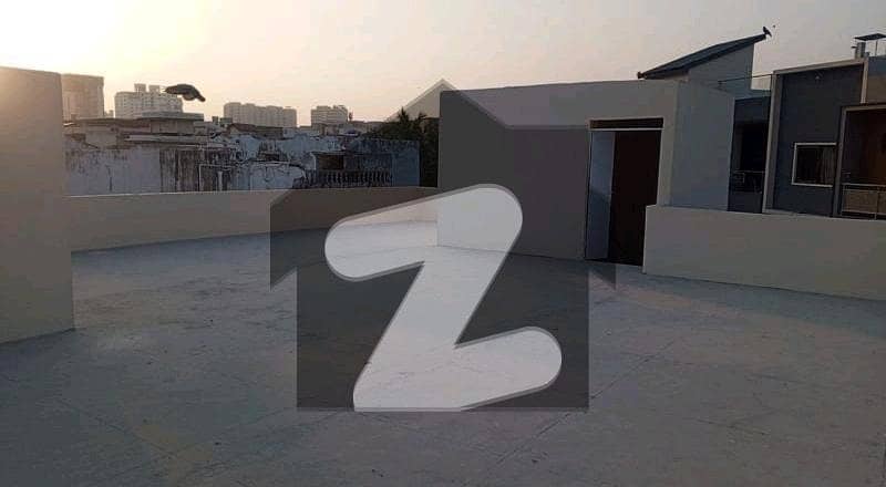 Double Storey 275 Square Yards House Available In Gulshan-E-Iqbal - Block 13-D2 For Sale 1