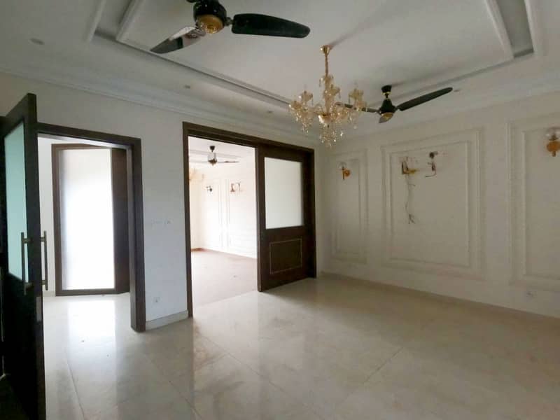 5 Beds 10 Marla Spanish House for Sale in Paragon City Barki road Lahore. 10