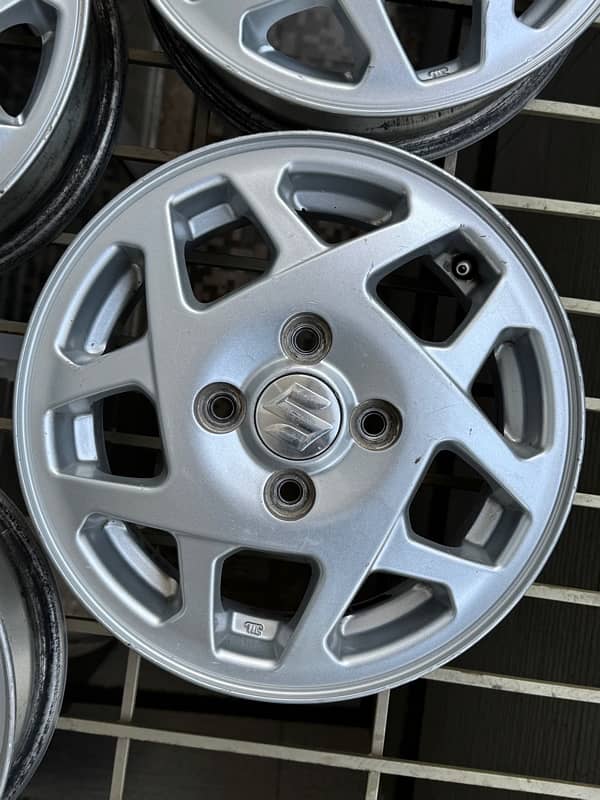 Wagon R 2019 Original Alloy Rims 3