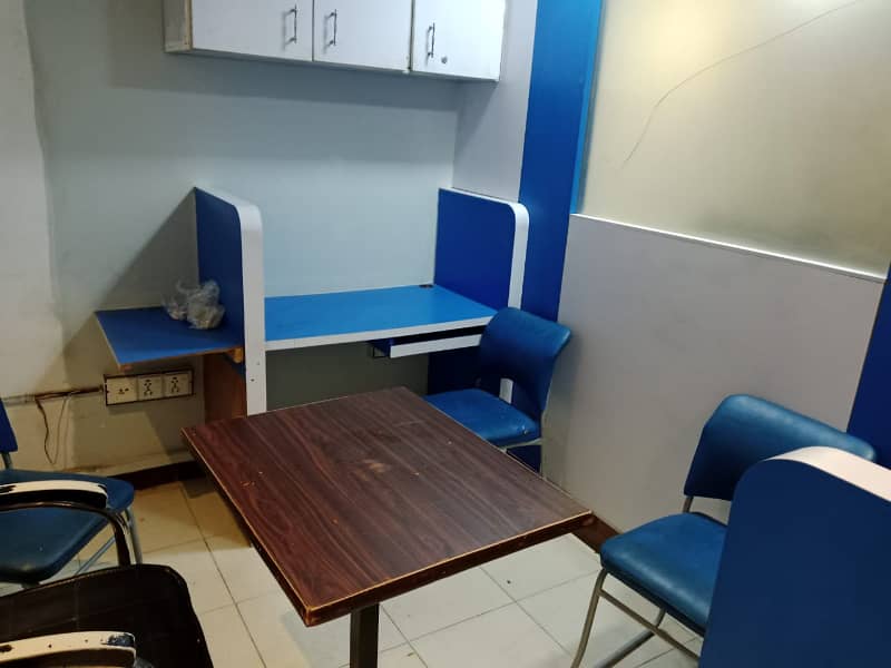 Furnished office for rent 1